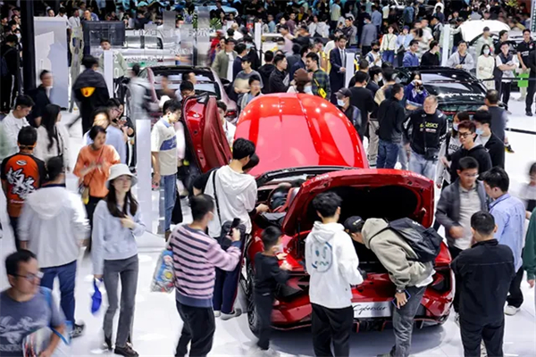 專訪賈健旭：以“新范式”破局，重構(gòu)中國(guó)汽車新坐標(biāo)